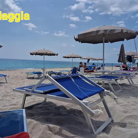 Appartement Nina's House Ulivo Sul Mare A 300 Mt Dal Mare