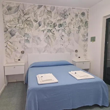 Nina's House Ulivo Sul Mare A 300 Mt Dal Mare * San Sostene Marina