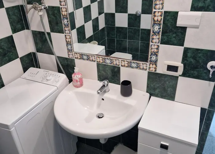 Nina's House Ulivo Sul Mare A 300 Mt Dal Mare Апартаменты *